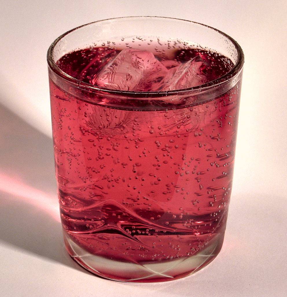 Recent Study Links Carbonated Drinks to Weight Gain